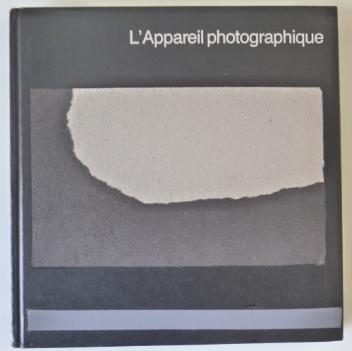 Elisa Abela - L'Appareil photographique, 2012 - Photo collage artist book, 23,5 x 24